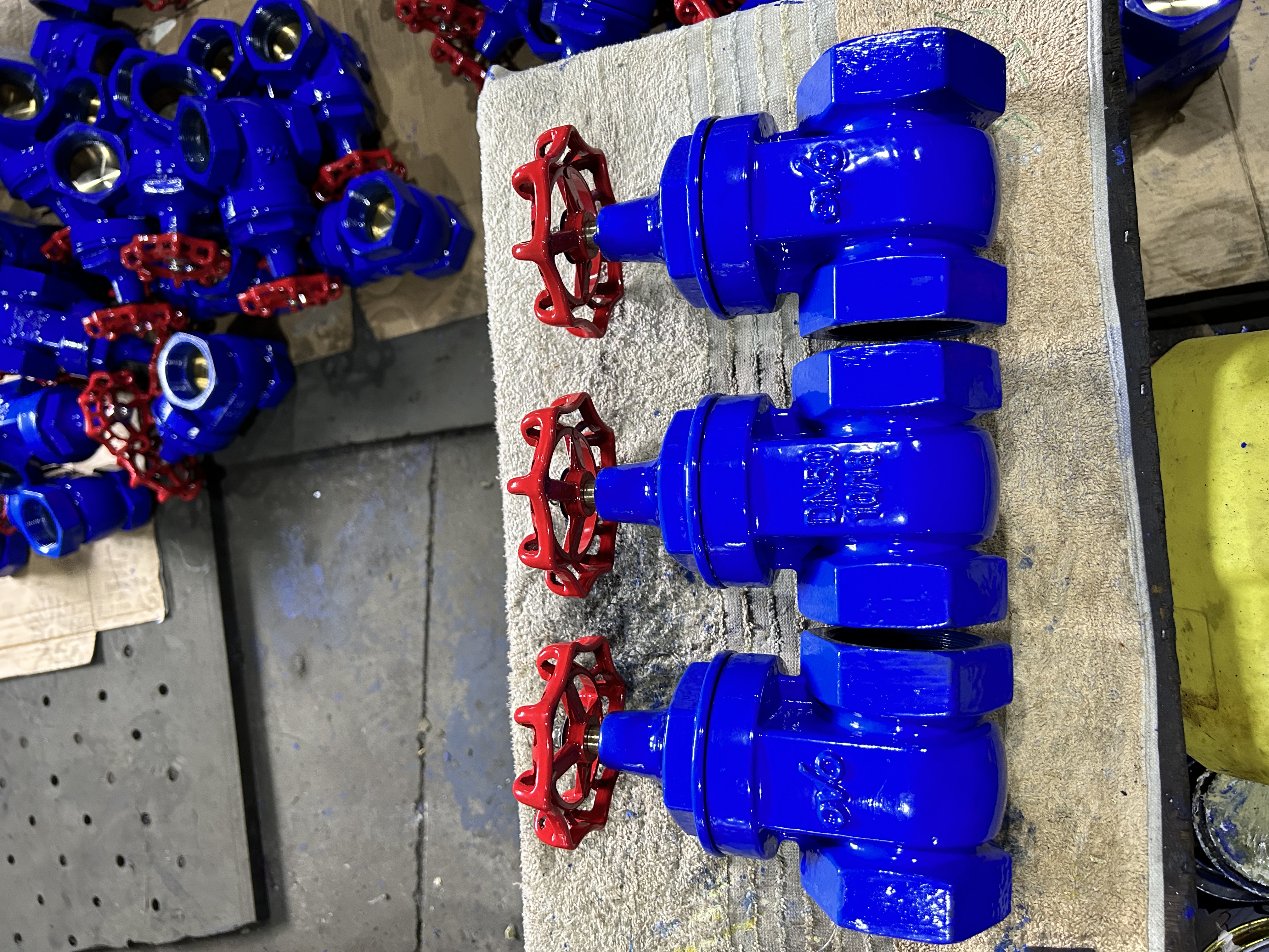 丝口硬密封闸阀